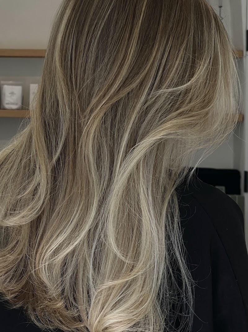 Maisonry Salon photo 4