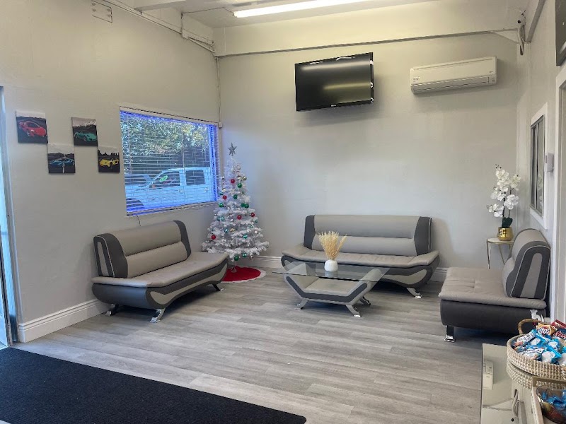 Photo of Roadline Autohaus