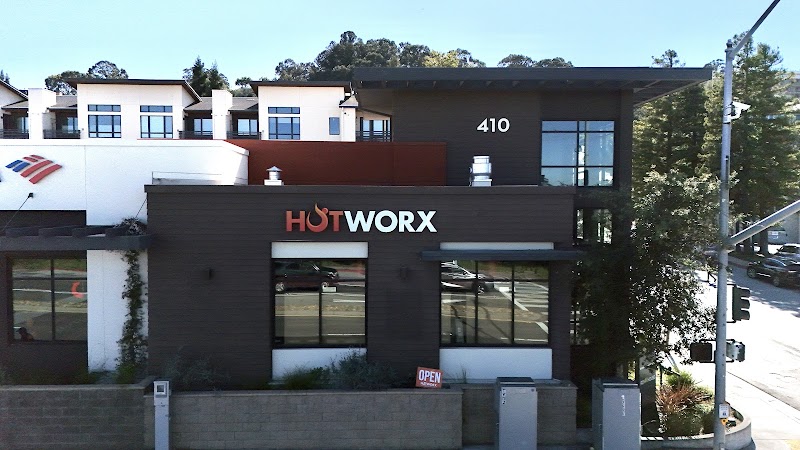 HOTWORX - Belmont, CA - El Camino Real photo 3