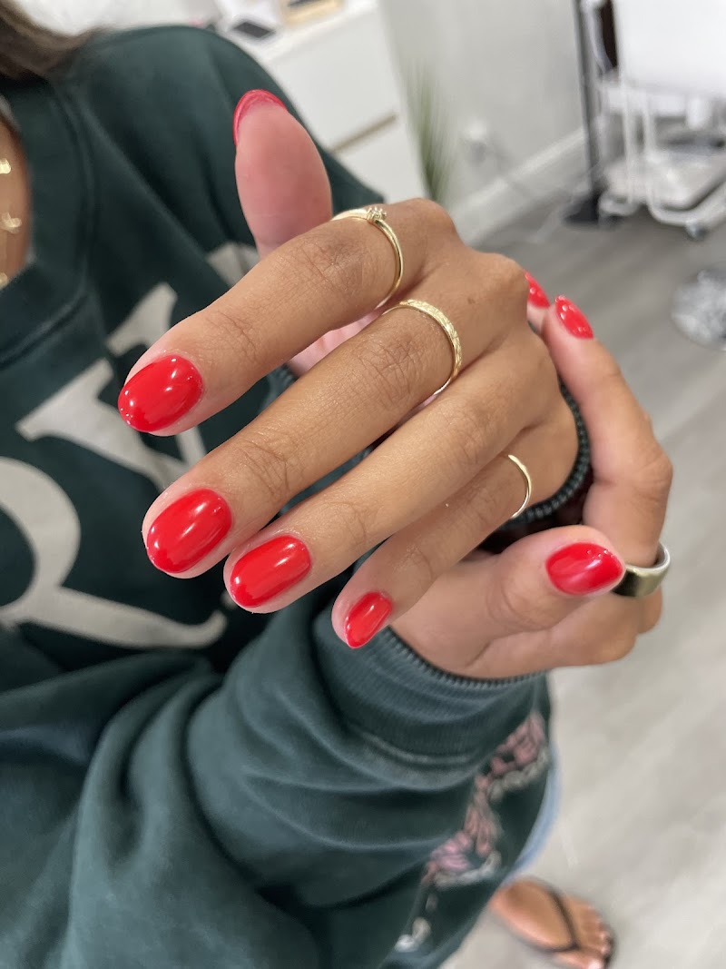 Russian Manicure & Dry Pedicure photo 3
