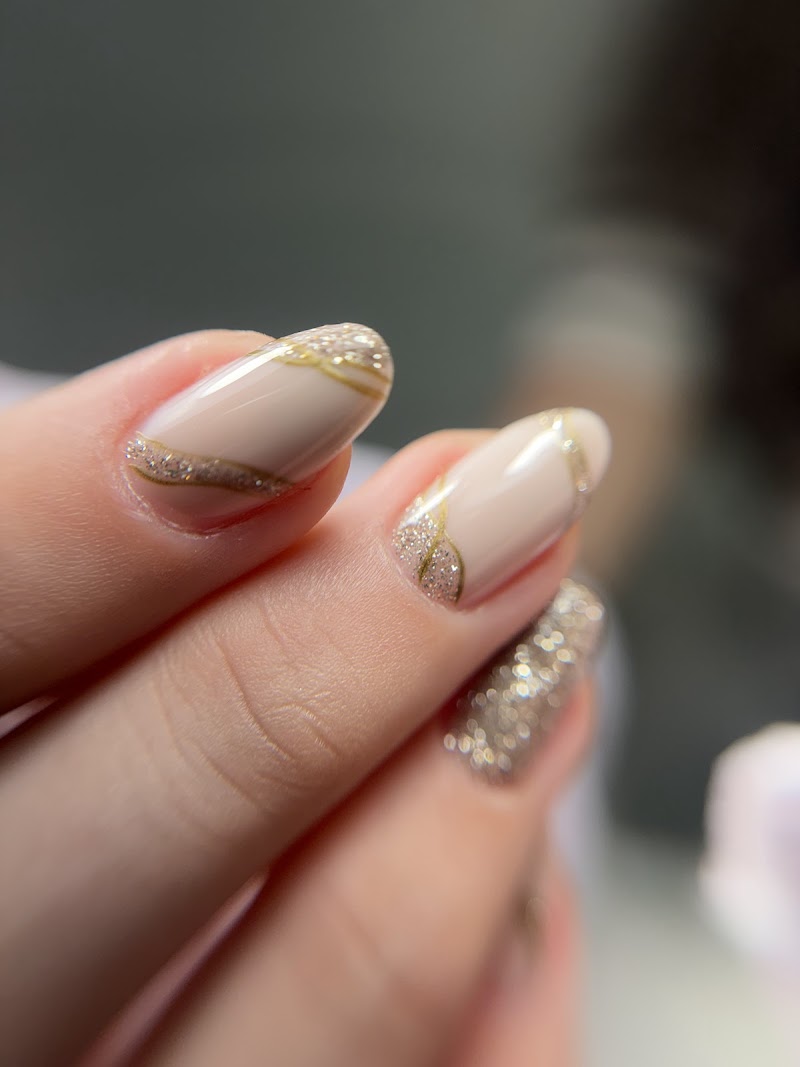 Russian Manicure & Dry Pedicure photo 5
