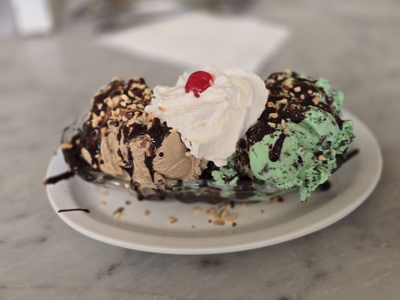 Fentons Creamery & Restaurant photo 4
