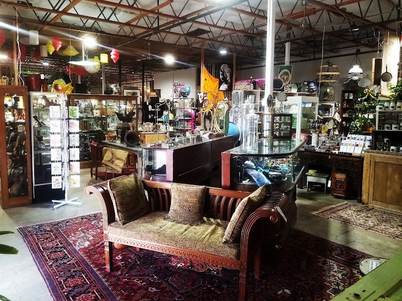 Sonoma Antiques and Vintage photo 4