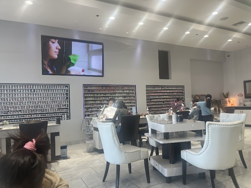 Haus of Nails photo 5