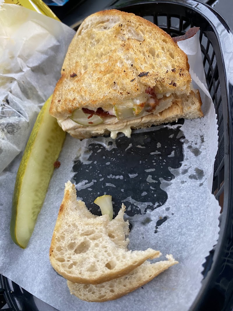 Spring Street Deli & Pizzeria photo 4