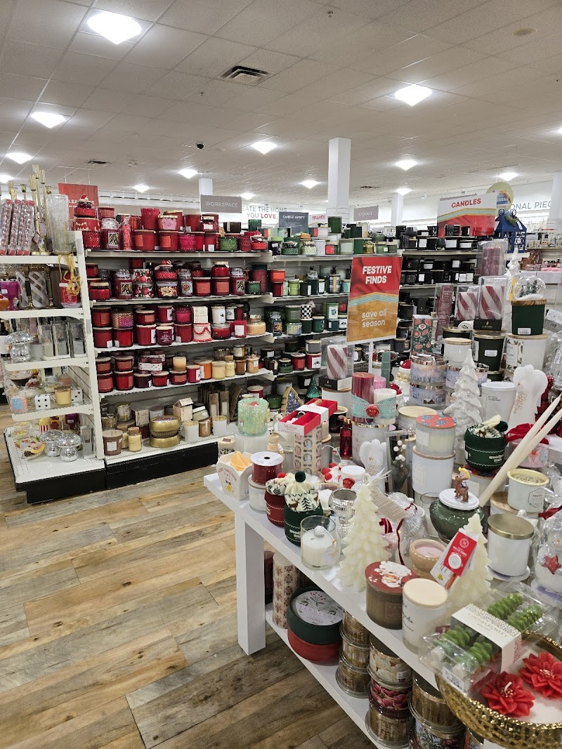 HomeGoods photo 5