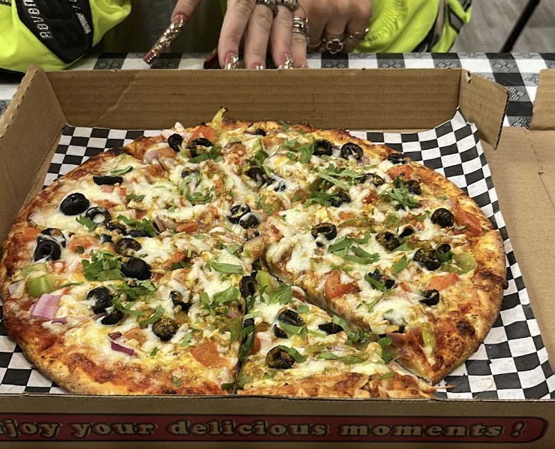 La val's pizza photo 4