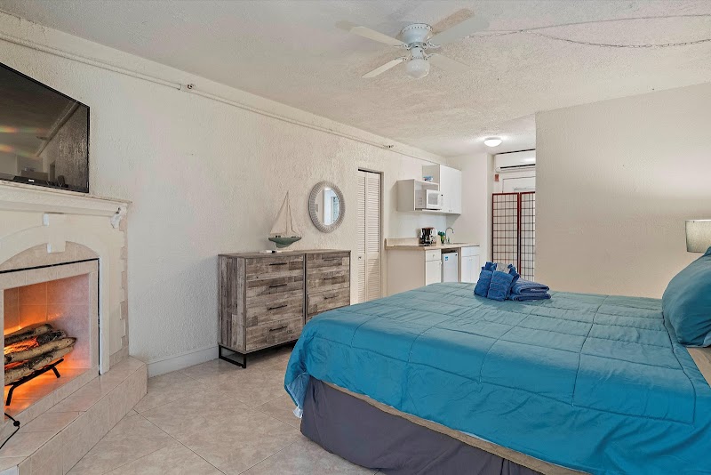 Blind Pass Resort Condo-Motel photo 2