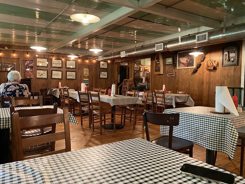 Photo of Fat Willie's Fish Camp