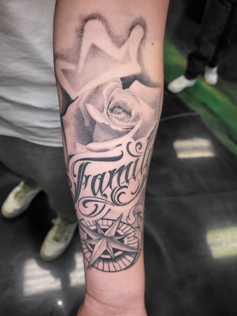DESERT INK & ART GALLERY photo 4