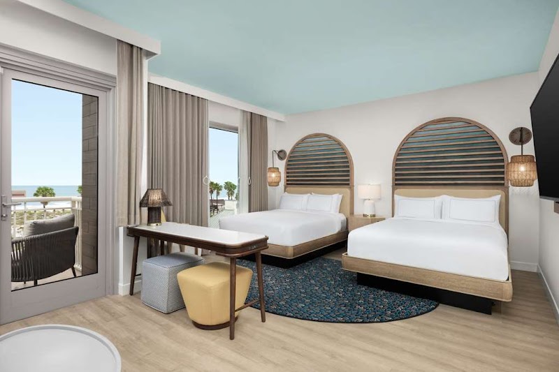 The Hiatus Clearwater Beach, Curio Collection by Hilton photo 2
