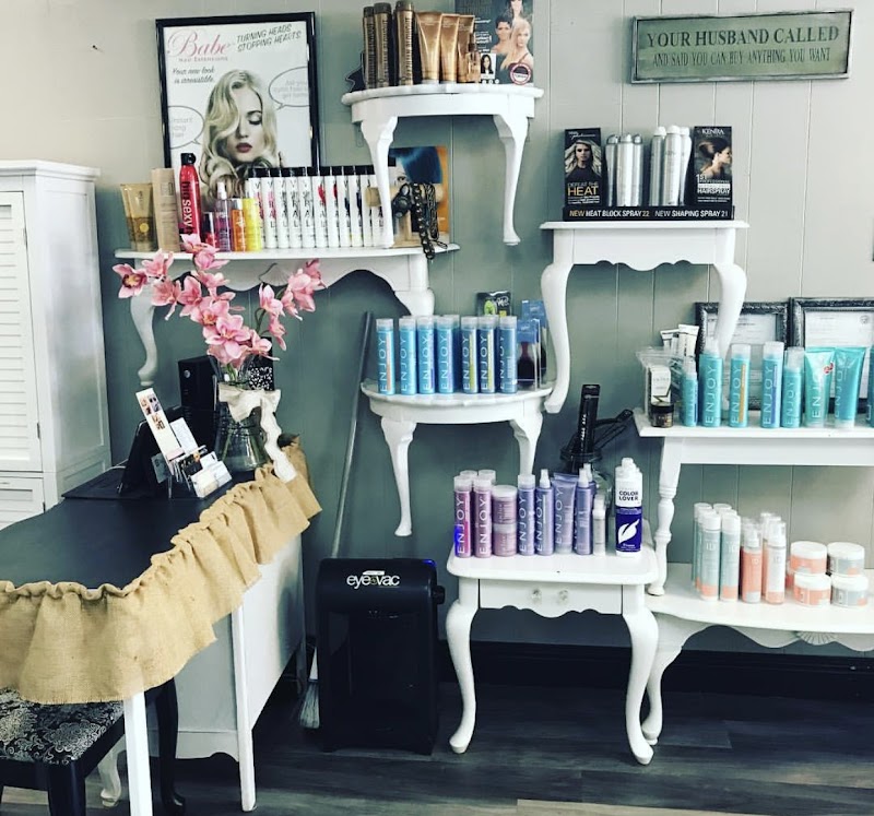Shear Madness Salon & Spa photo 3