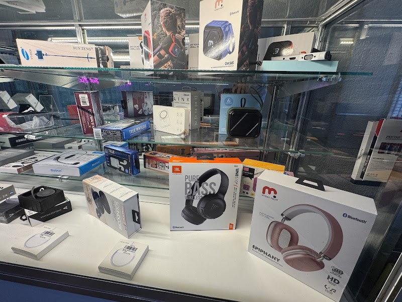 Photo of Fast-Fix/phones/ipads/computers/Apple watches