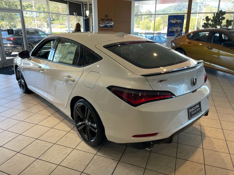 Marin Acura photo 3