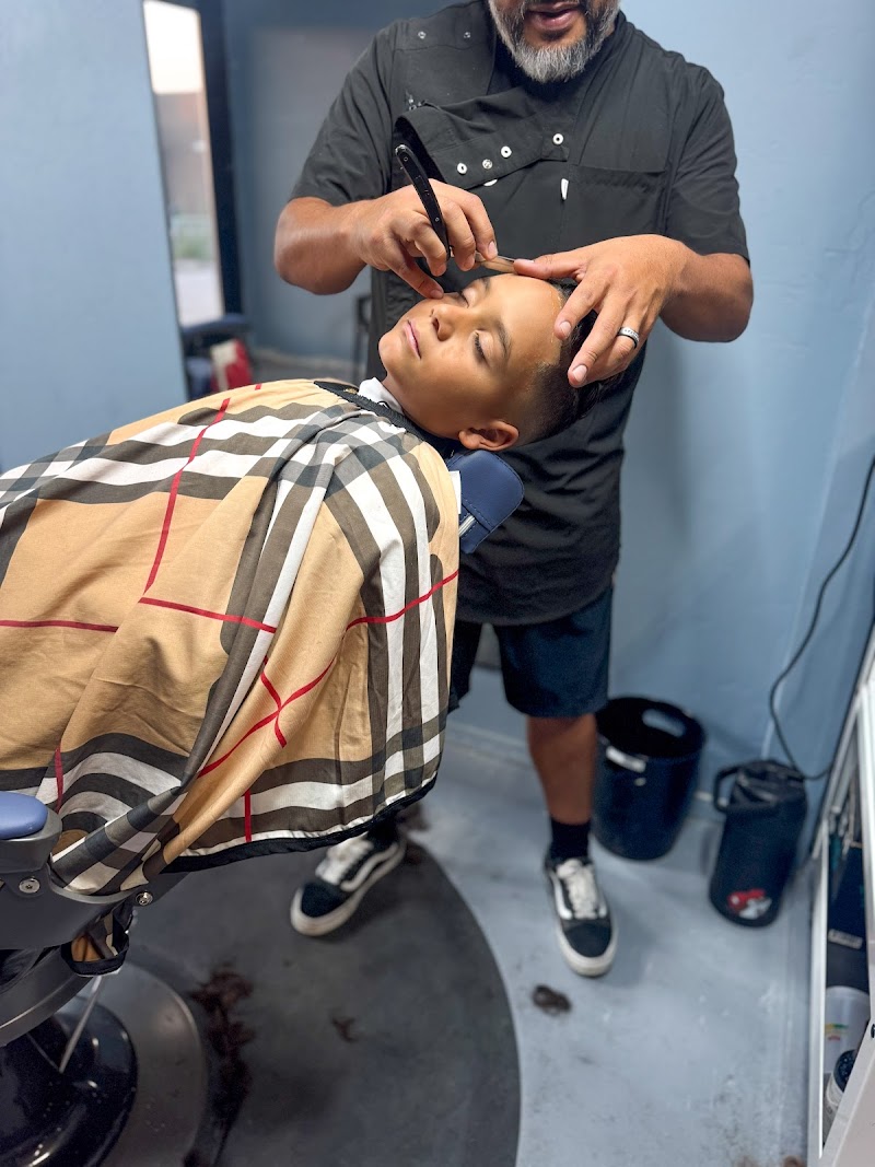 Eye on the cut barbershop photo 5