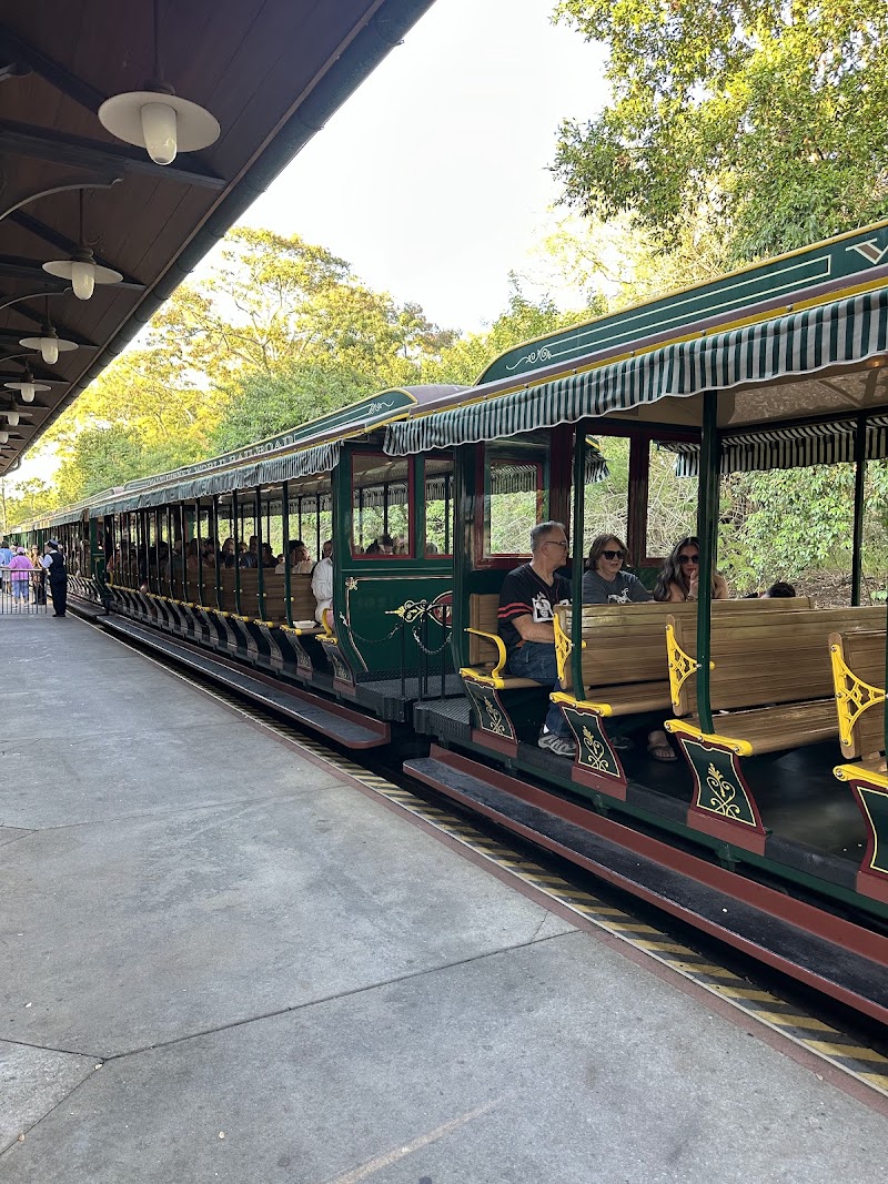 Fantasyland Station photo 2
