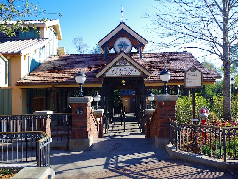 Fantasyland Station photo 3