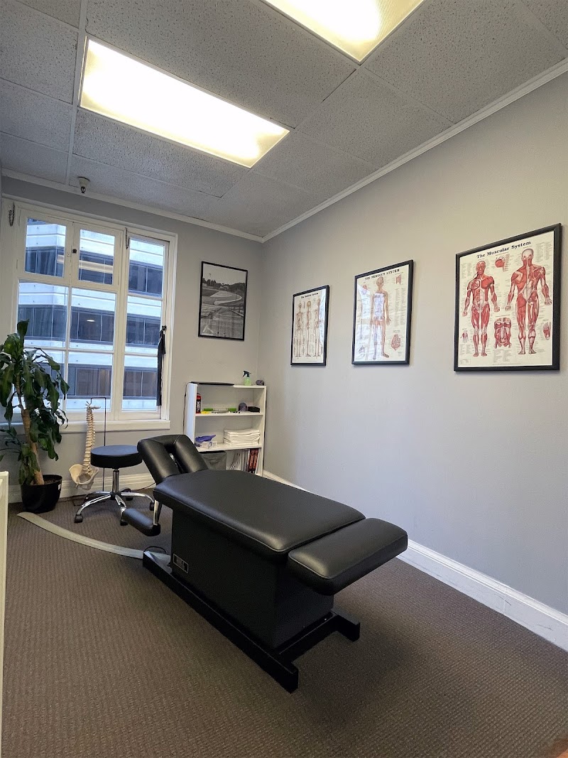 Premier Health Chiropractic - Market Street photo 3