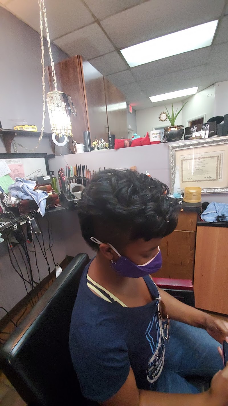 EthnicHairCare Salon /Natural hair care Salon...WE HAVE THE SHINE. salon photo 3