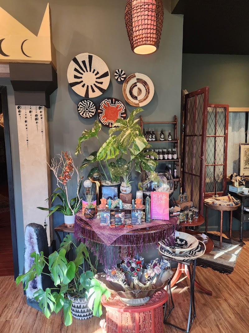Mystic Flora Apothecary photo 2