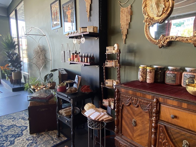 Mystic Flora Apothecary photo 4