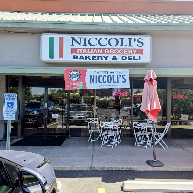 Niccoli's Italian Grocery-Deli photo 4
