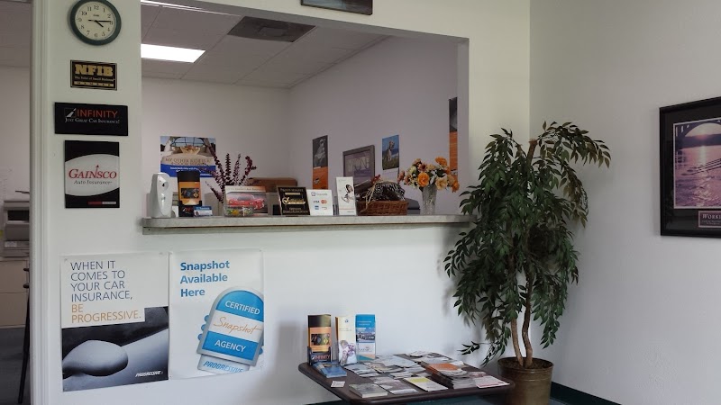 Photo of Maria Yoder Insurance