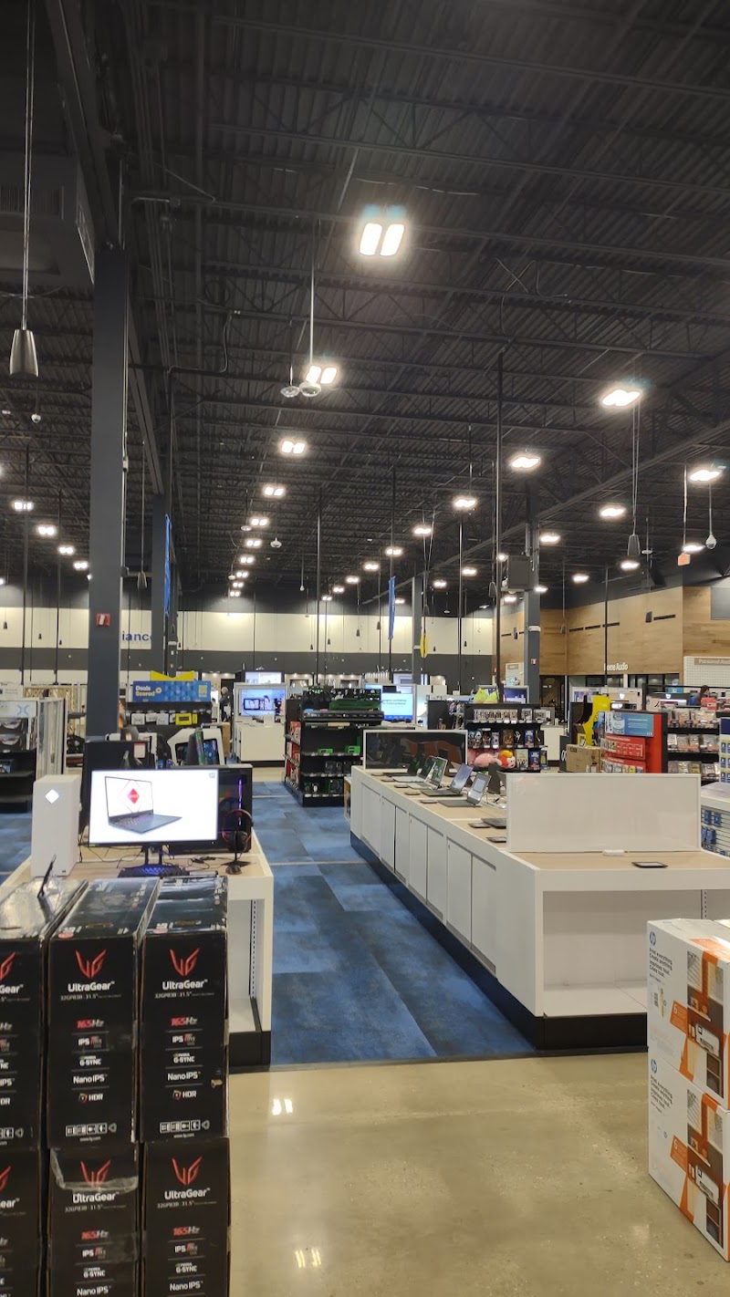 Best Buy photo 2