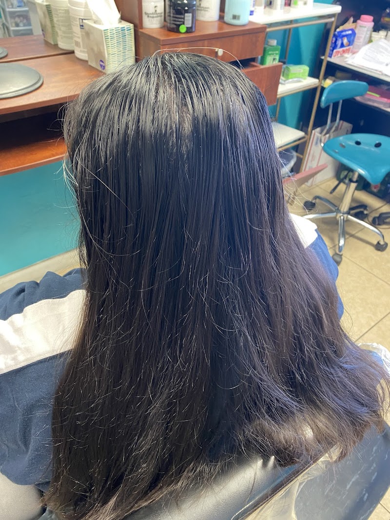 Coco's Beauty Salon photo 3