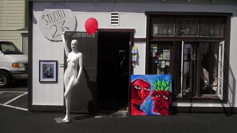 Studio 23 Gallery photo 5