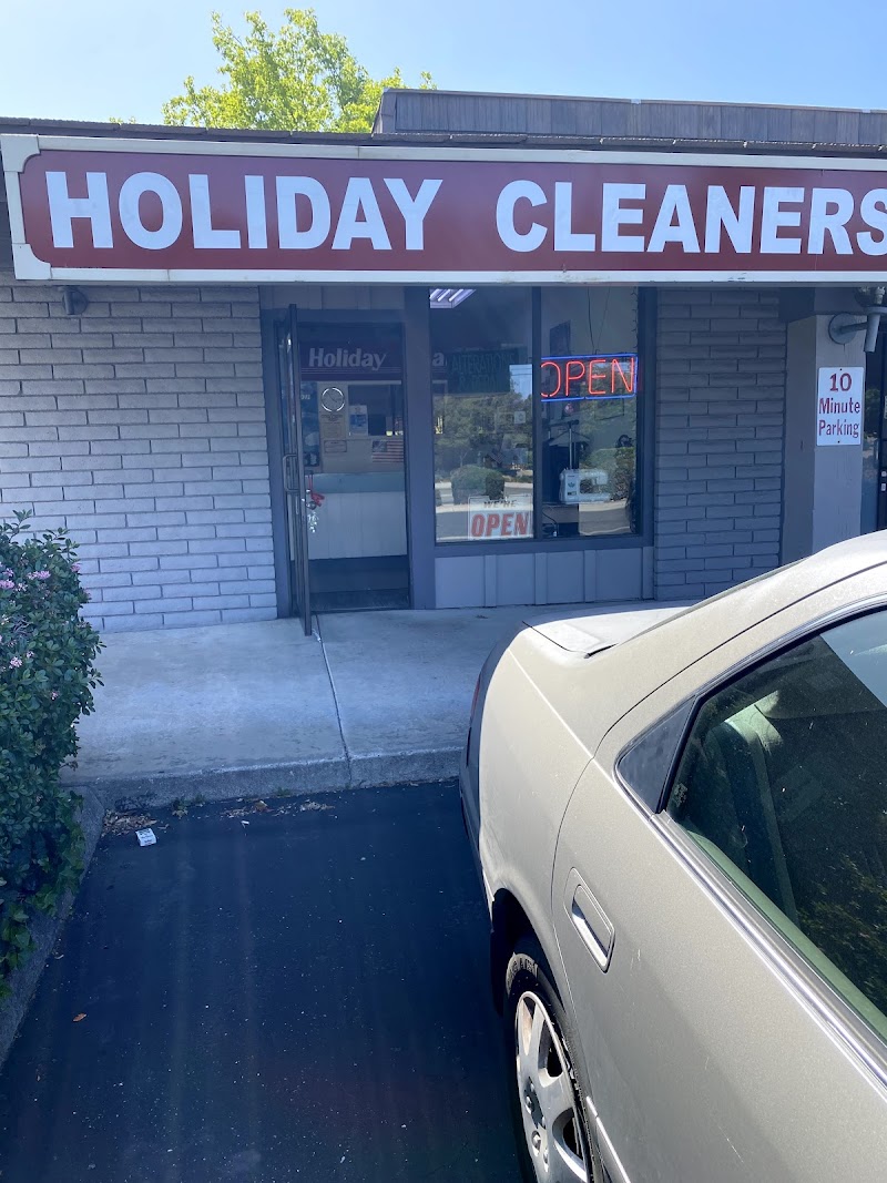 Holiday Cleaners photo 3