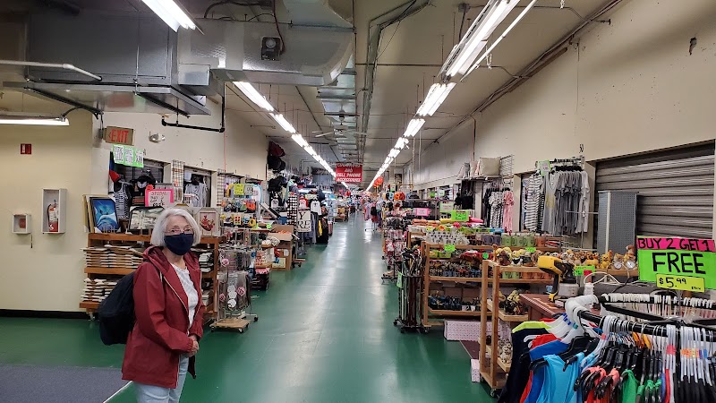 Main Gate Flea Market photo 2