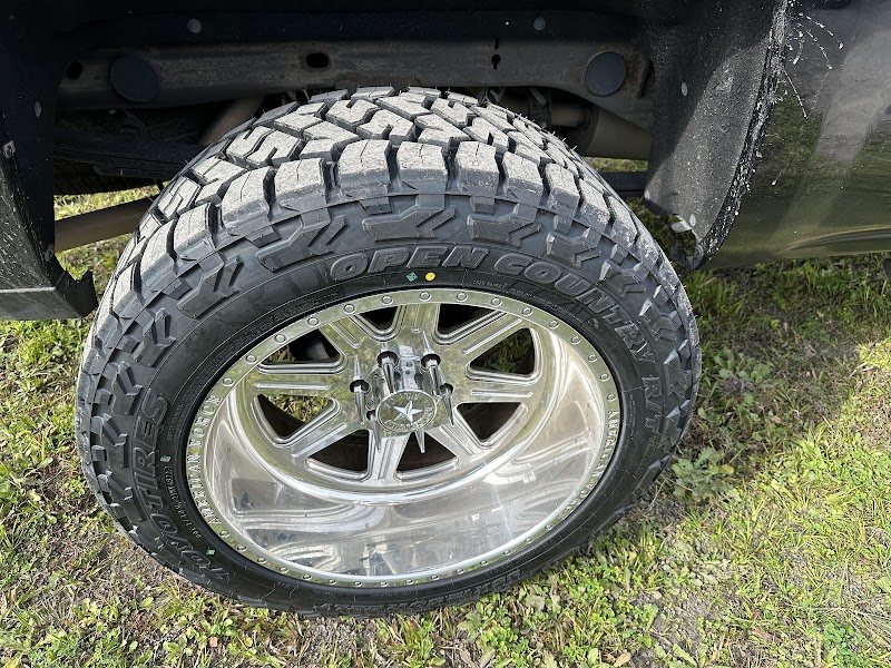 Bella Tires Wheels Complete Service photo 4