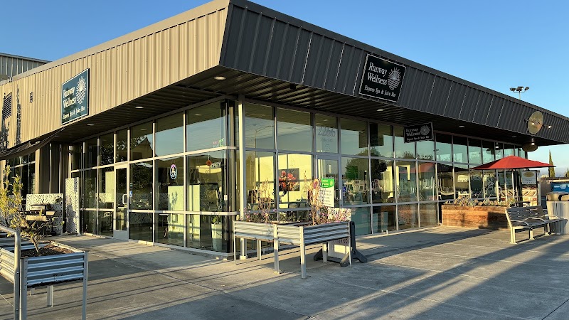 Runway Wellness Cafe & Juice Bar photo 4