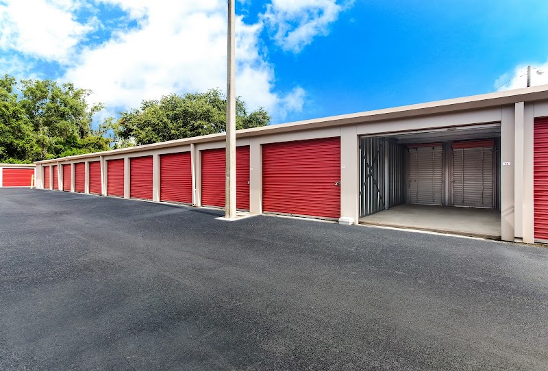 StorQuest Self Storage photo 2