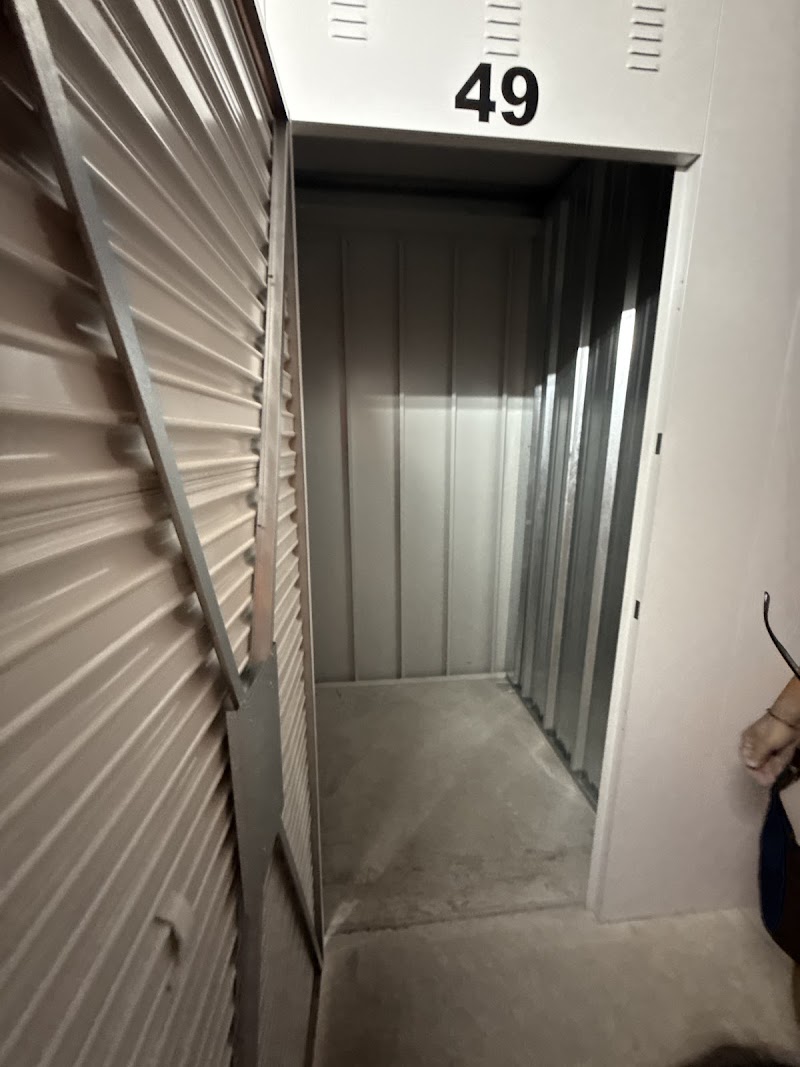 StorQuest Self Storage photo 3