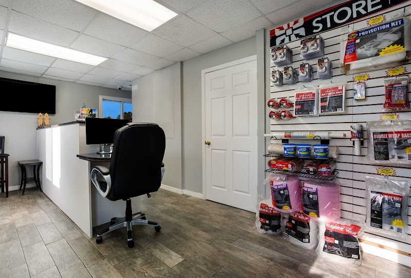 StorQuest Self Storage photo 4