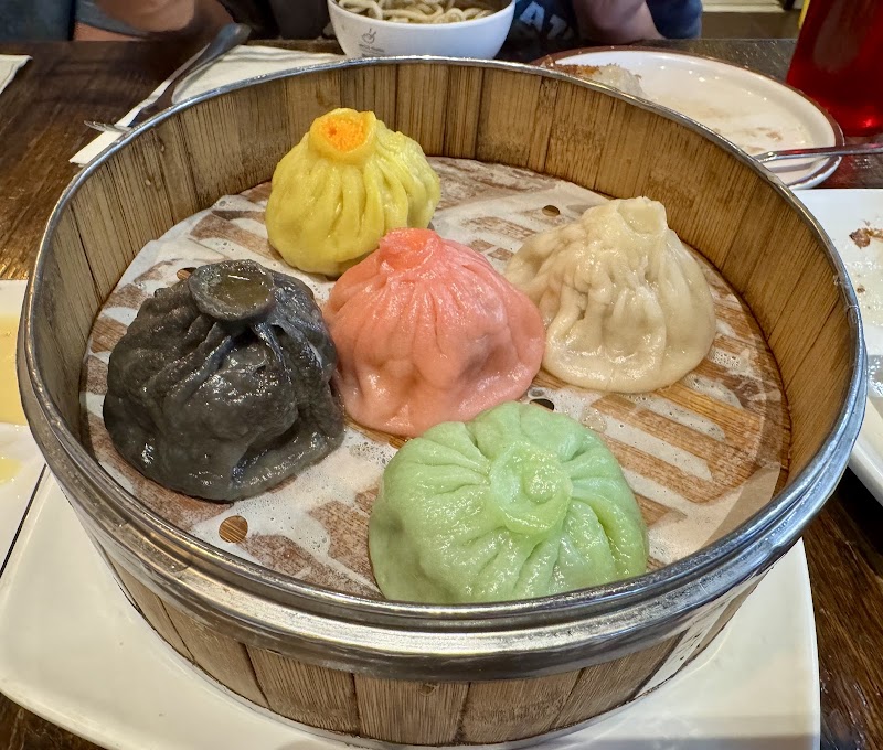 Uncle Bao (Uncle Panda) Dumpling & Noodle House photo 4