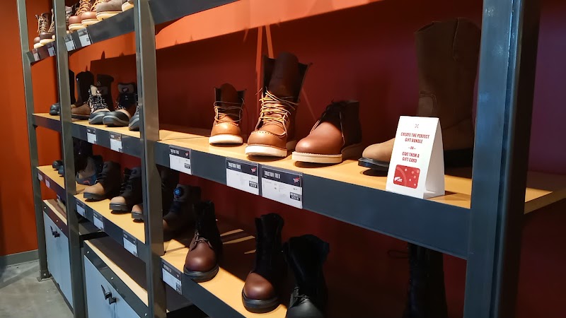 Red Wing - Emeryville, CA photo 2