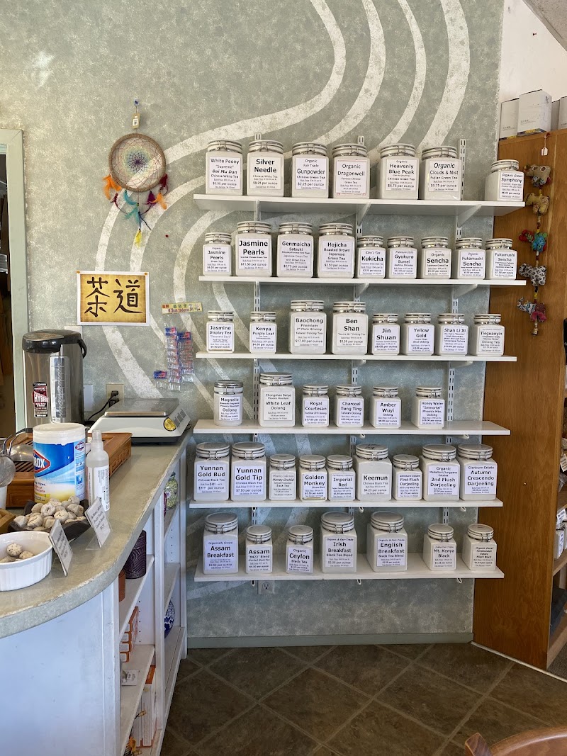 Many Rivers Books & Tea photo 5