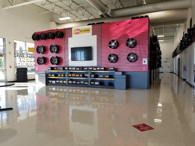 Les Schwab Tire Center photo 5