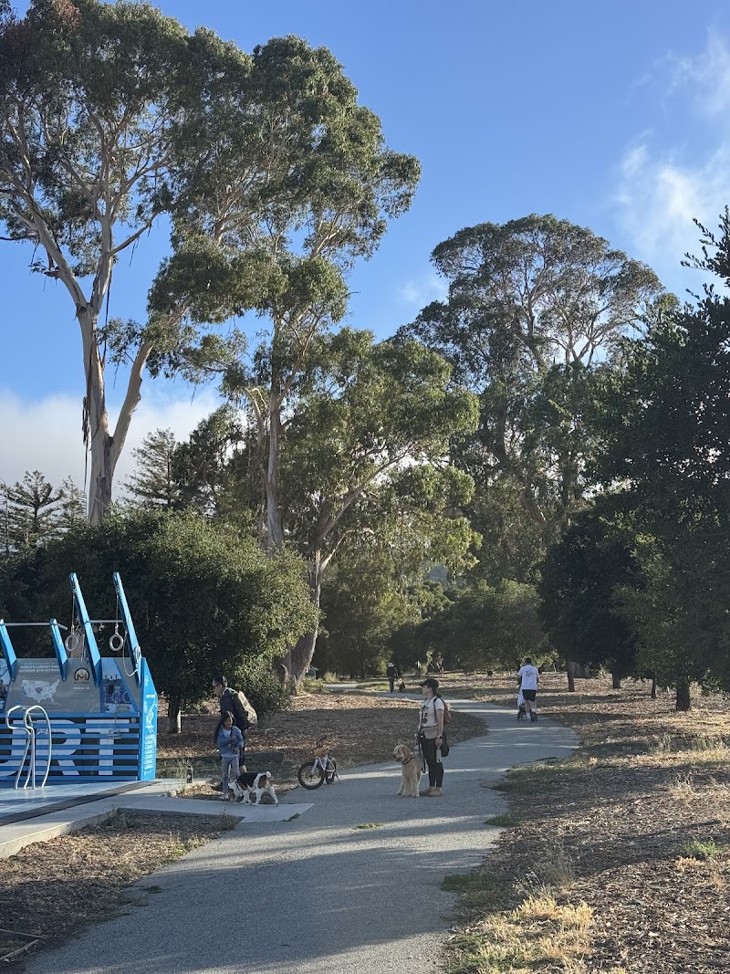 Fitness Court at Millbrae Spur Trail photo 2