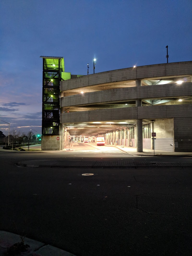 BikeLink eLockers: San Bruno BART photo 2