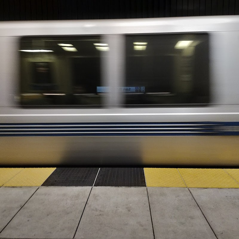 BikeLink eLockers: San Bruno BART photo 4