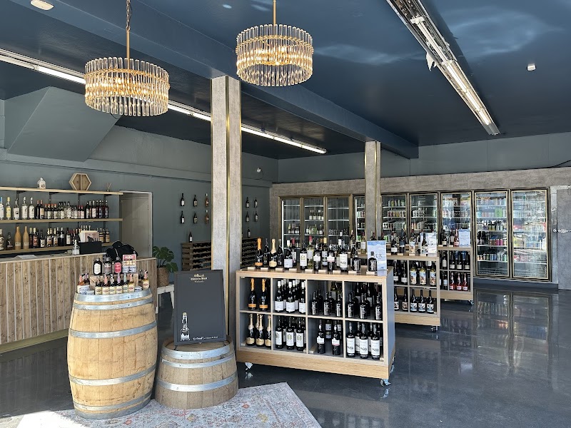 Corks & Crafts Bottleshop photo 5