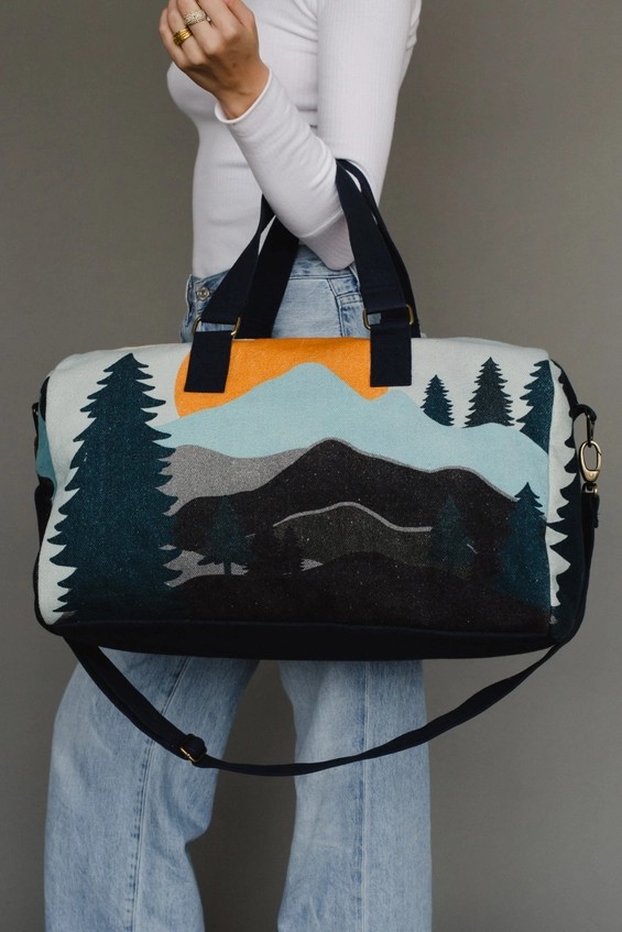Photo of I.SEE. MORE! Clothing & Accessories