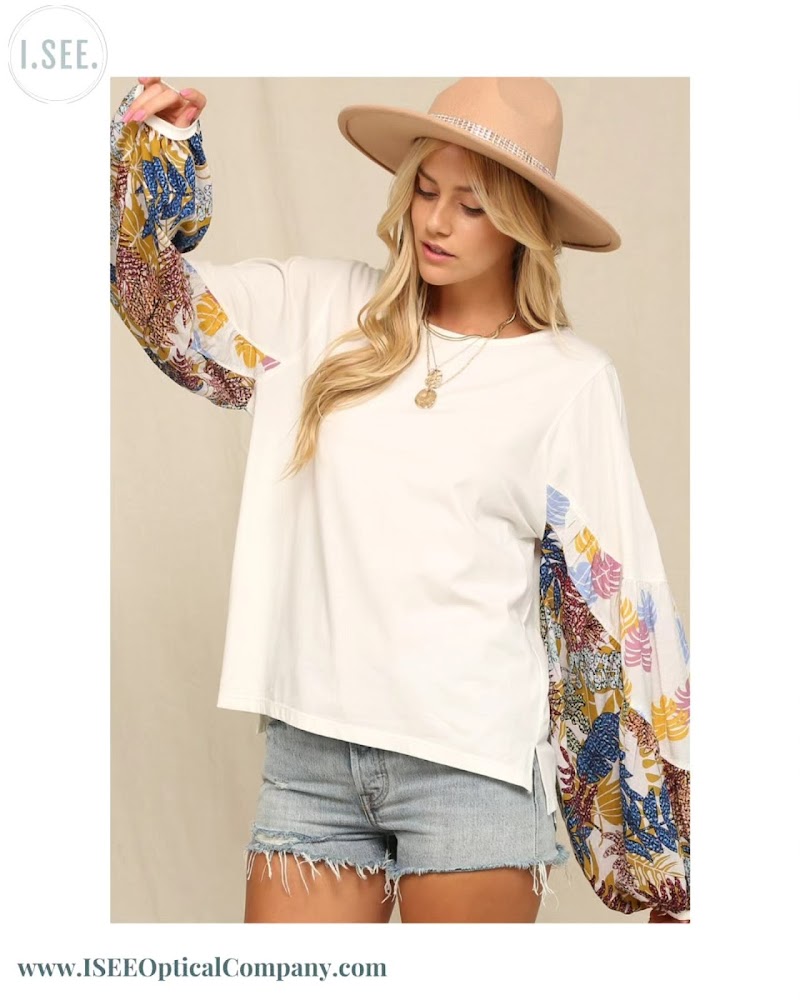 I.SEE. MORE! Clothing & Accessories photo 4