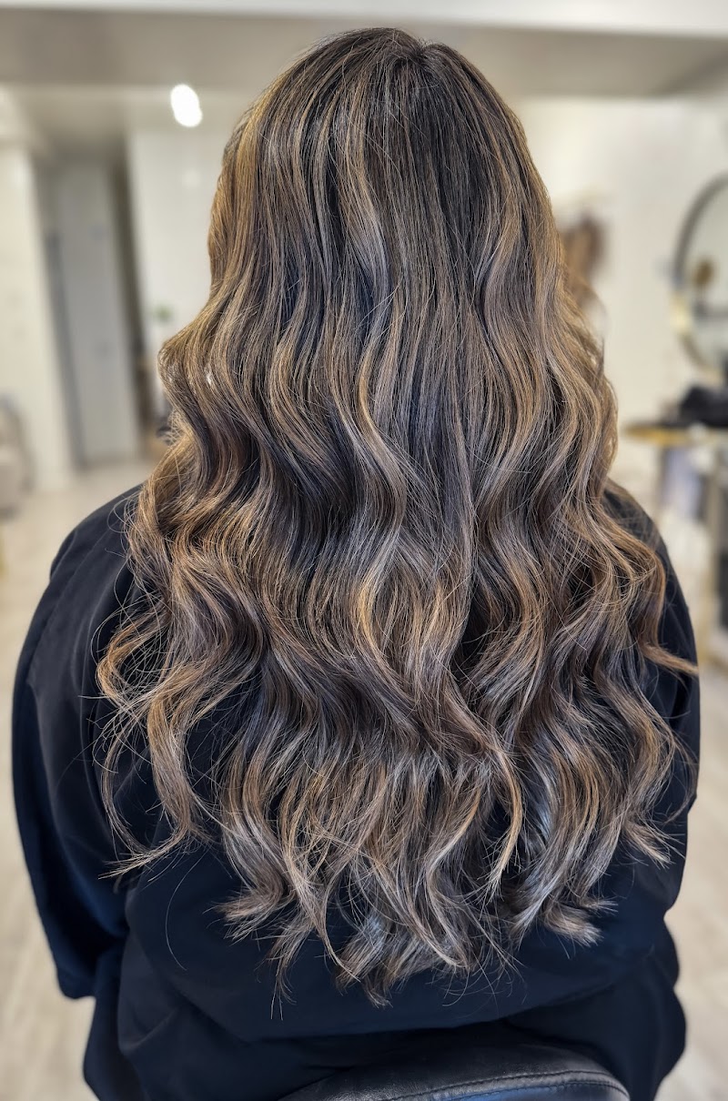 Mane Hue Salon Santa Rosa photo 2
