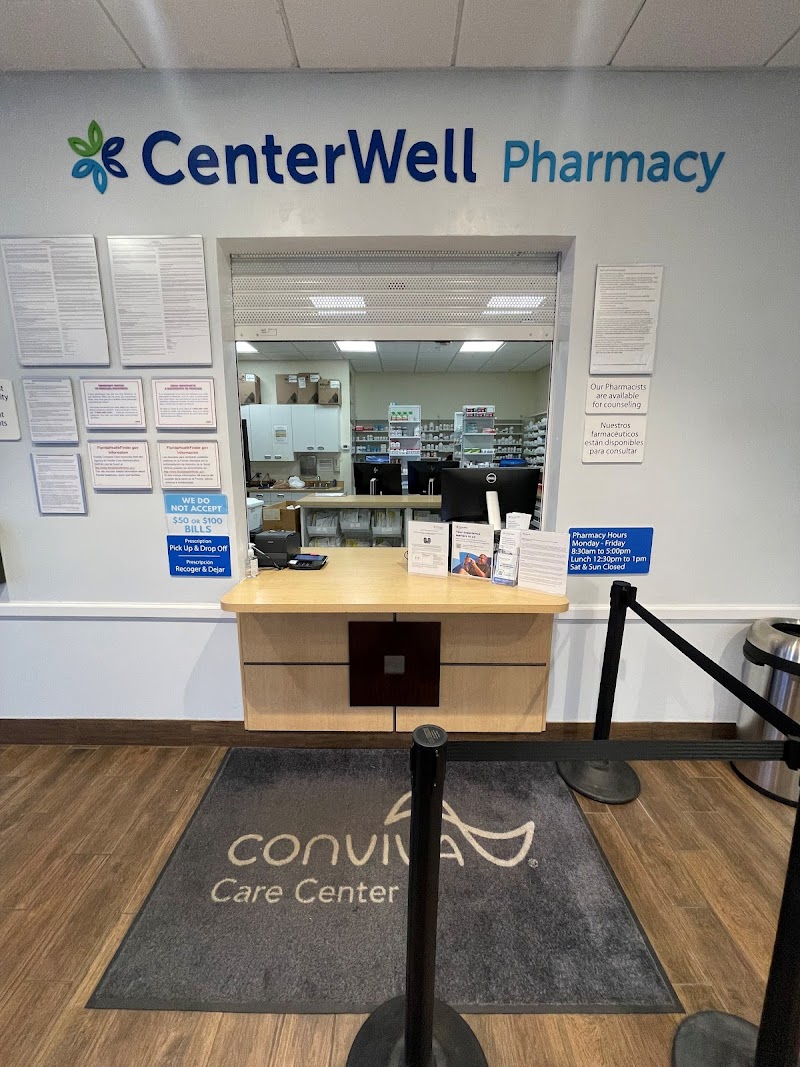 CenterWell Pharmacy photo 5