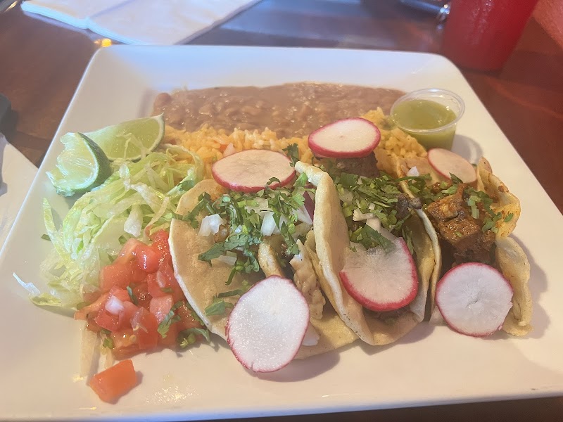 Caliente Grill photo 3